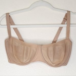 Skims No Show Molded Unlined Mesh Balconette Bra 36DD